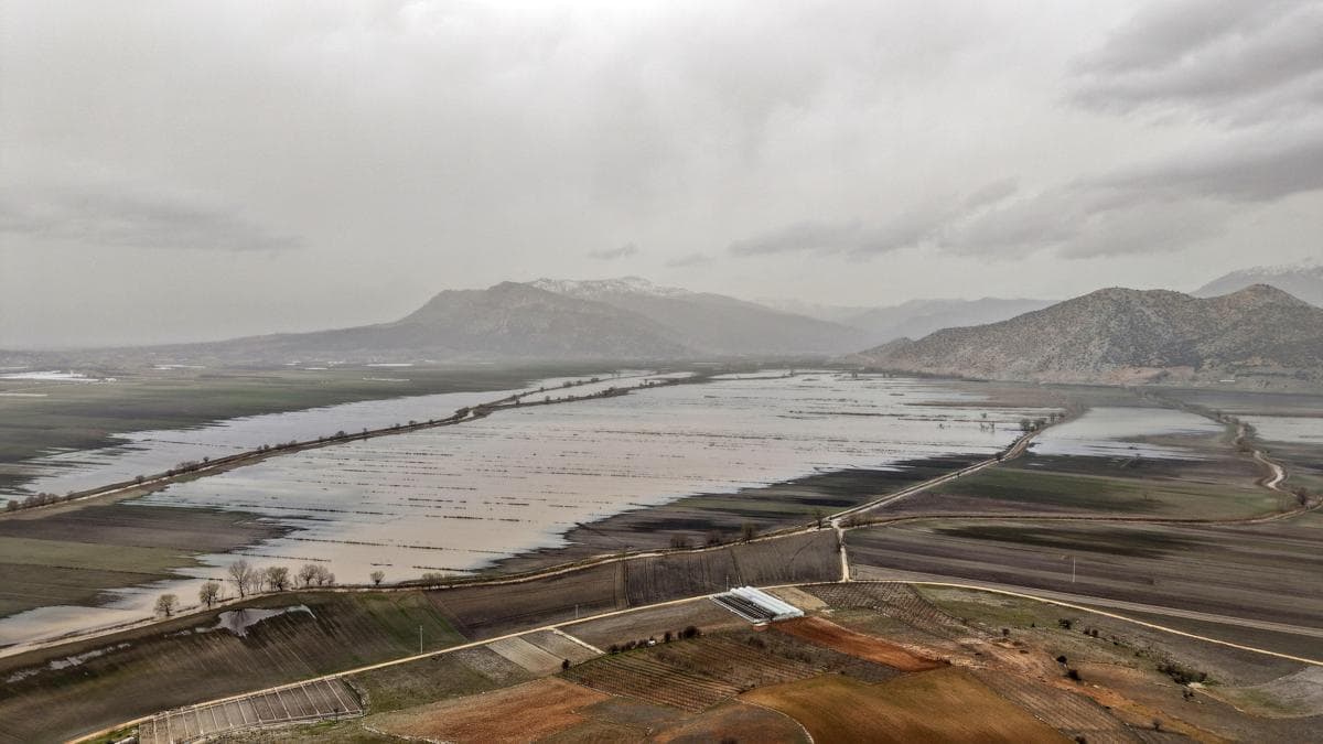 Kurutulan 'antik' göl, son yağışlarla hayat buldu
