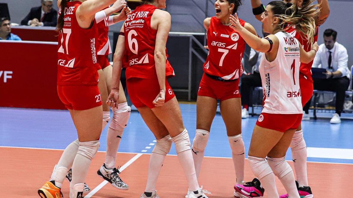 Aras Kargo, lider Vakıfbank'a konuk olacak