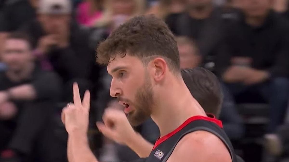 NBA'de Houston Rockets, San Antonio Spurs'e kaybetti