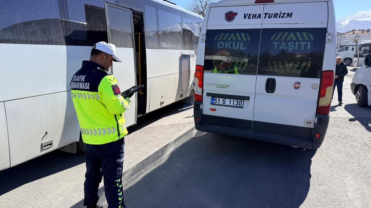 Niğde’de okul servisleri denetlendi