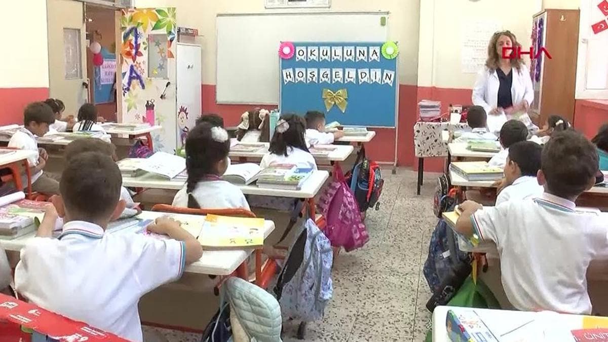 Okullarda ara tatil kaldırılacak mı?