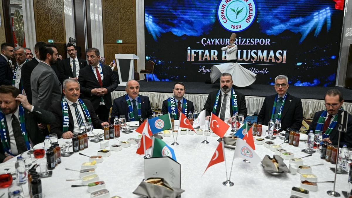 Bakanlar Gürlek ve Memişoğlu, Çaykur Rizespor iftar programına katıldı