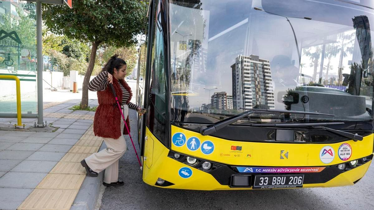 Mersin’de özel gereksinimli bireylere ‘engelsiz ulaşım’ teknolojisi
