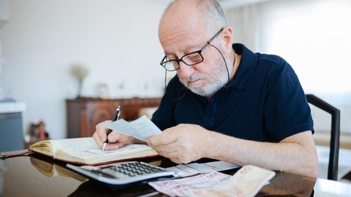 İşte emekli maaşı hesaplama rehberi! Prim miktarı, SGK başlangıç tarihi, statü...