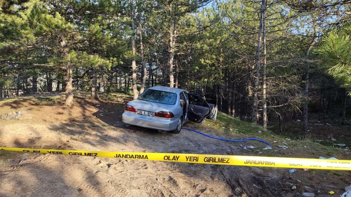 Ankara'da park halindeki otomobilde şüpheli ölüm
