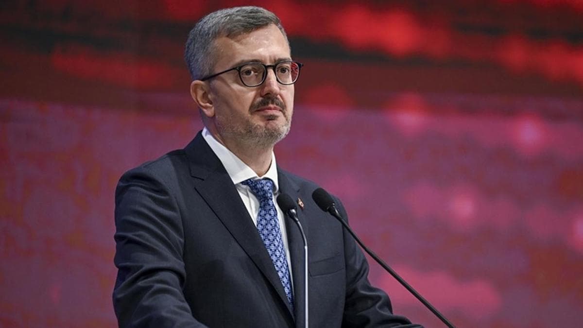 İletişim Başkanı Duran, Şehit Uzman Çavuş Selman Akarsel İçin Başsağlığı Diledi