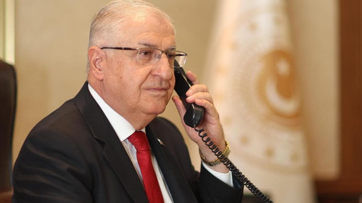 Bakan Güler, İran Savunma Bakan Vekili Rıza ile Görüştü