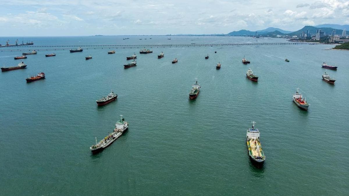 İki LPG Tankeri Hürmüz Boğazı'nı Güvenli Şekilde Geçti