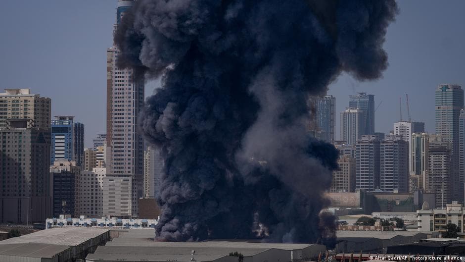 BAE'de savaş yüzünden mahsur kalan turistlere ücretsiz otel