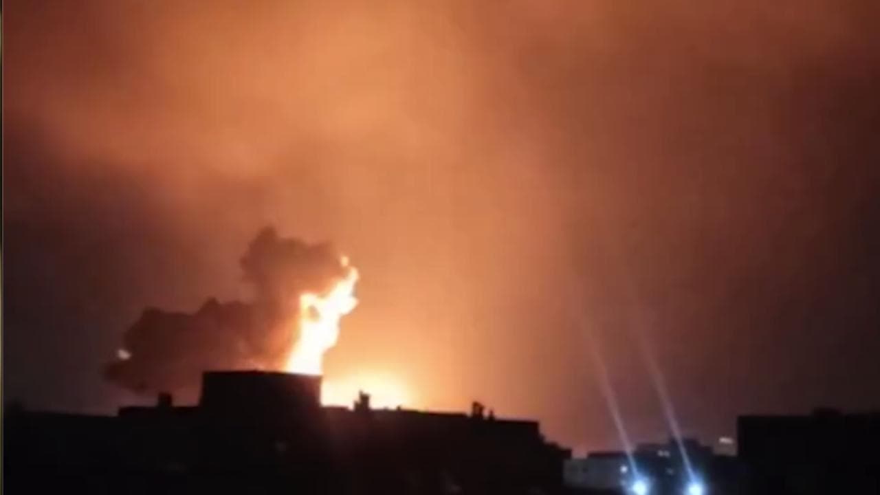 Tahran'da çok sayıda patlama