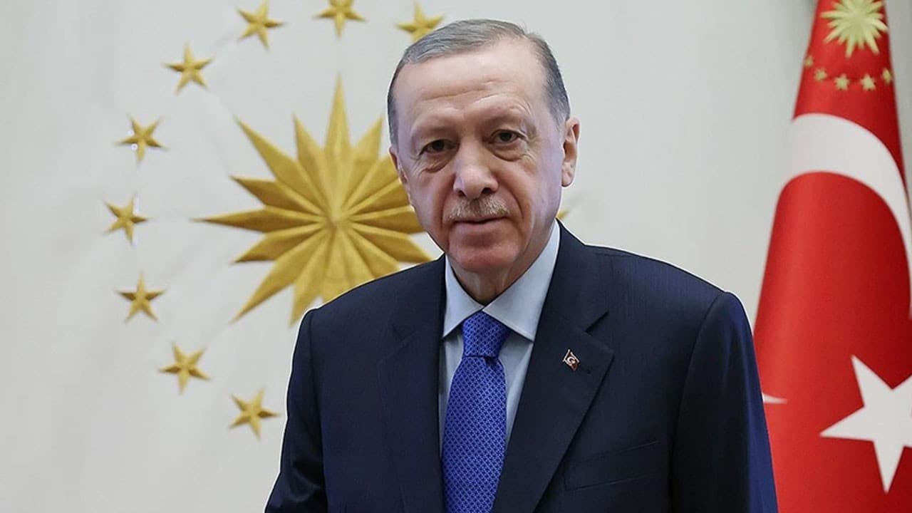 Cumhurbaşkanı Erdoğan, Dünya Kupası'na Katılan A Milli Takım'ı Tebrik Etti