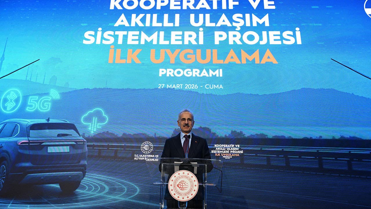 İstanbul'da 5G destekli akıllı yol hizmete alındı