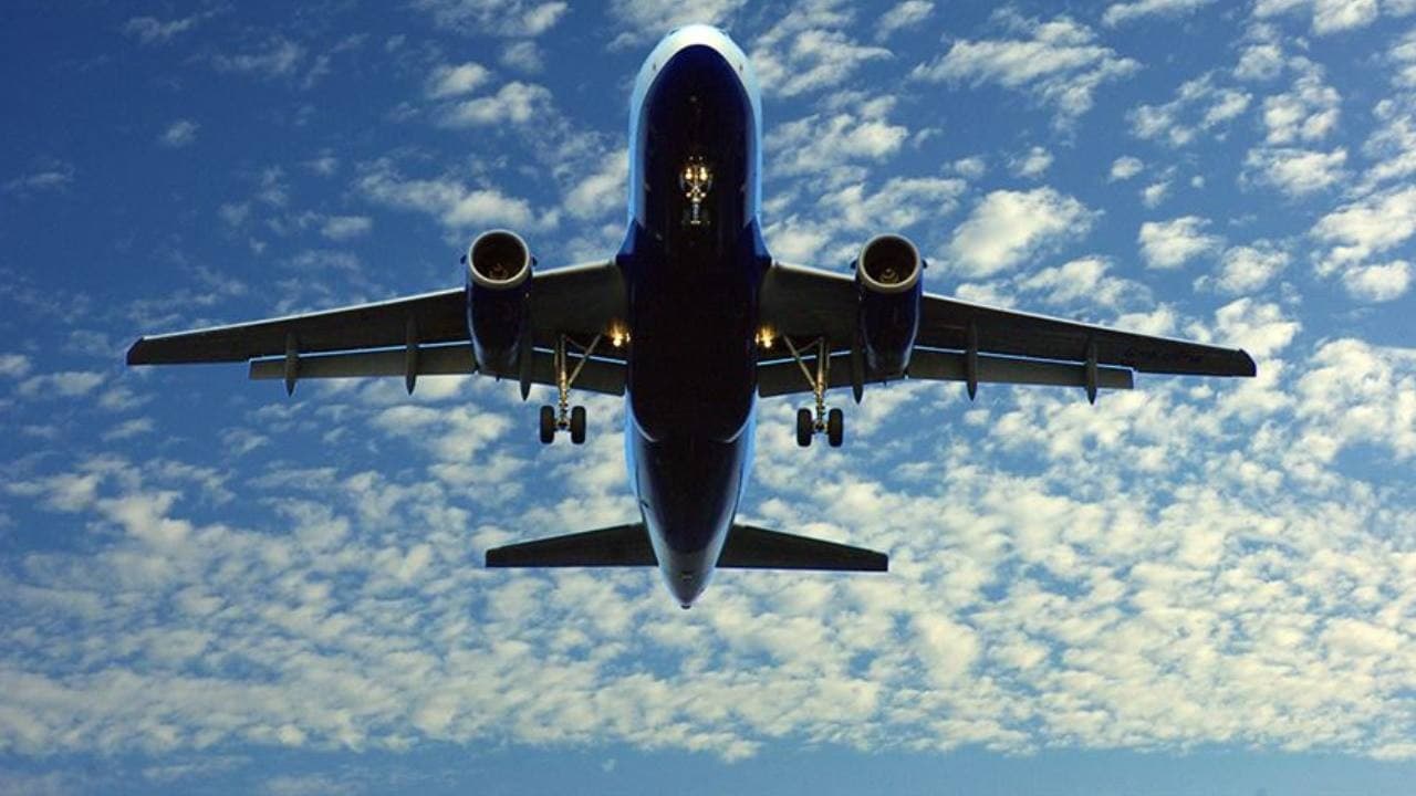 Hürmüz Boğazı'nda Tedarik Kesilince Jet Yakıtı Fiyatları Bir Ayda İki Katına Çıktı