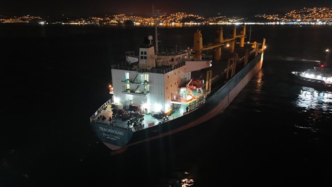 İstanbul Boğazı'nda Gemi Arızası: Trafik Çift Yönlü Askıya Alındı