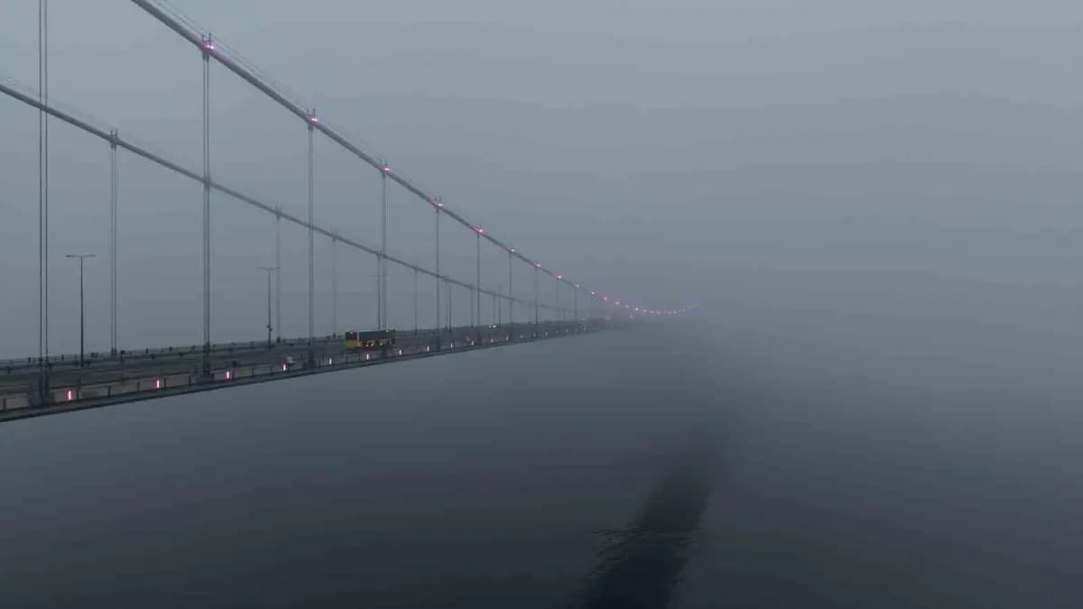 İstanbul Sis Altında: Görüş Mesafesi 50 Metrenin Altına Düştü