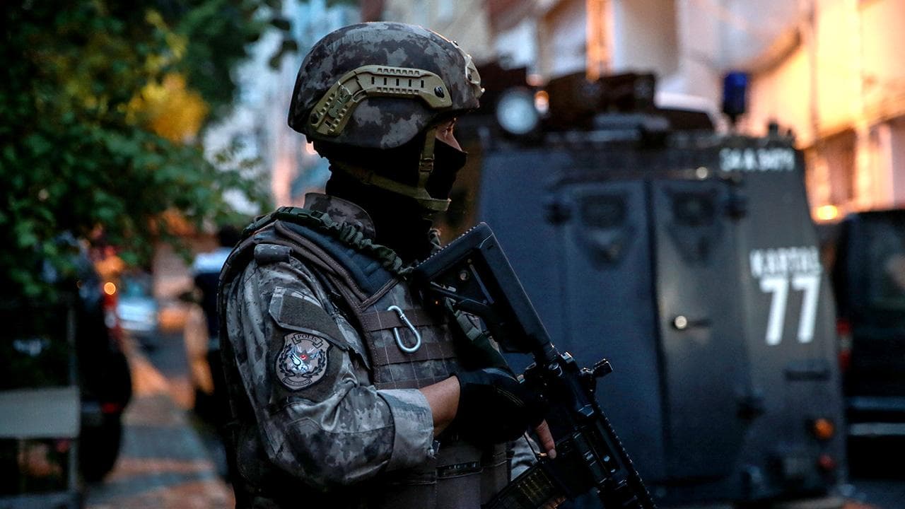 Emniyet ve Europol'den 'Baybaşin' örgütüne 5 ülkede mal varlığı operasyonu