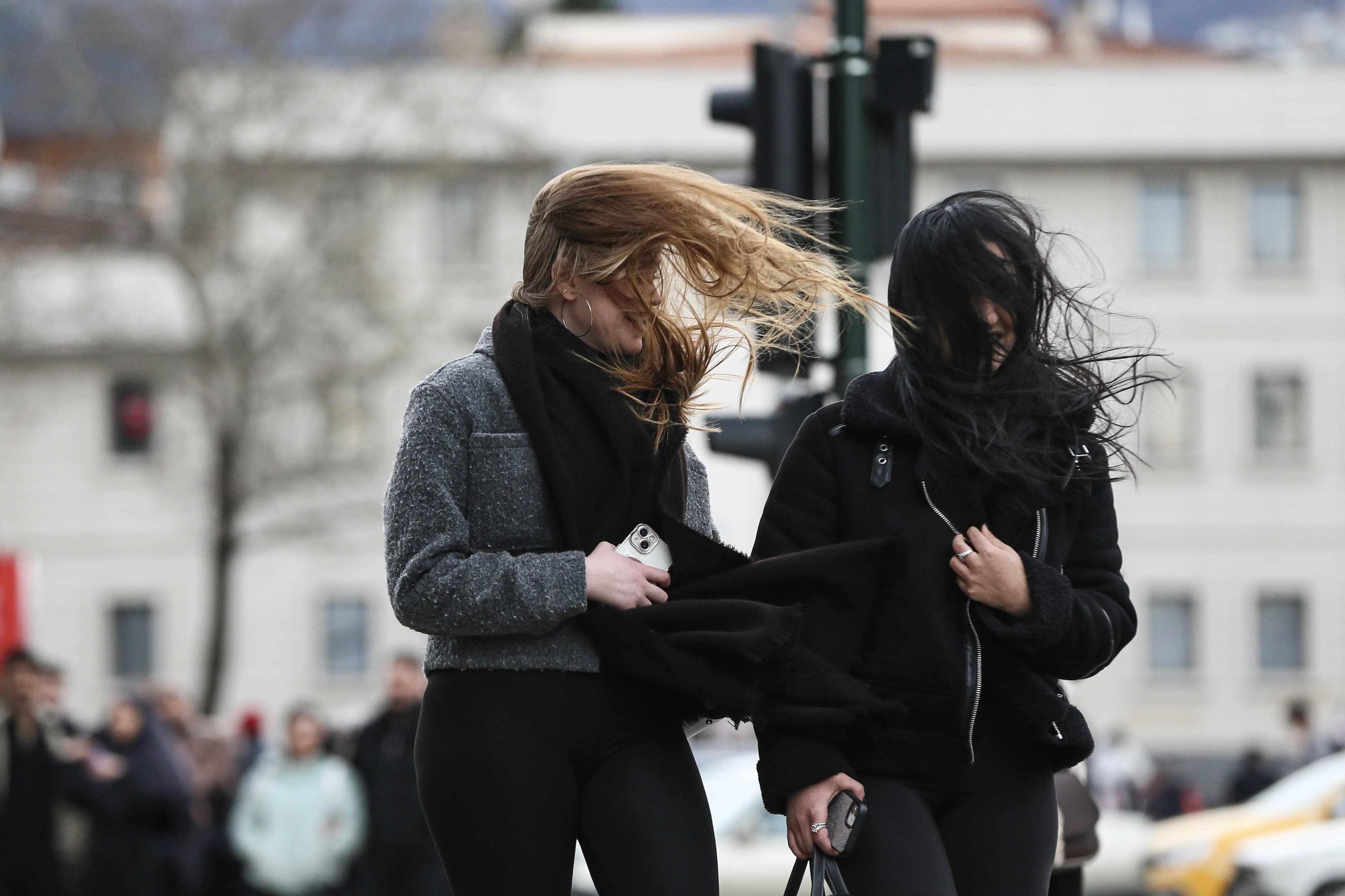 Yağış yok ama soğuk hava geliyor. AKOM uyardı! Hava bir anda değişecek