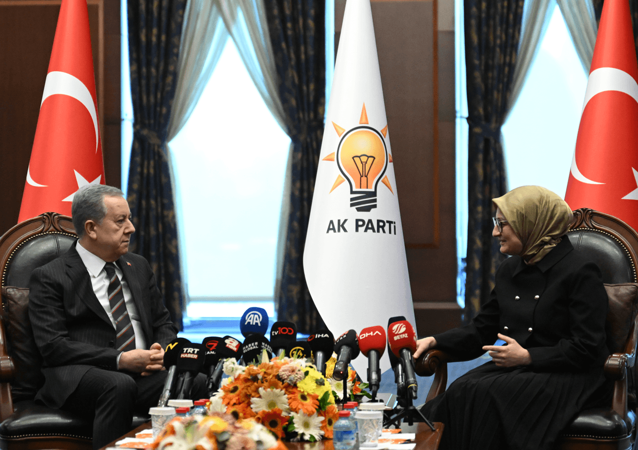 MHP'den AK Parti'ye bayram ziyareti