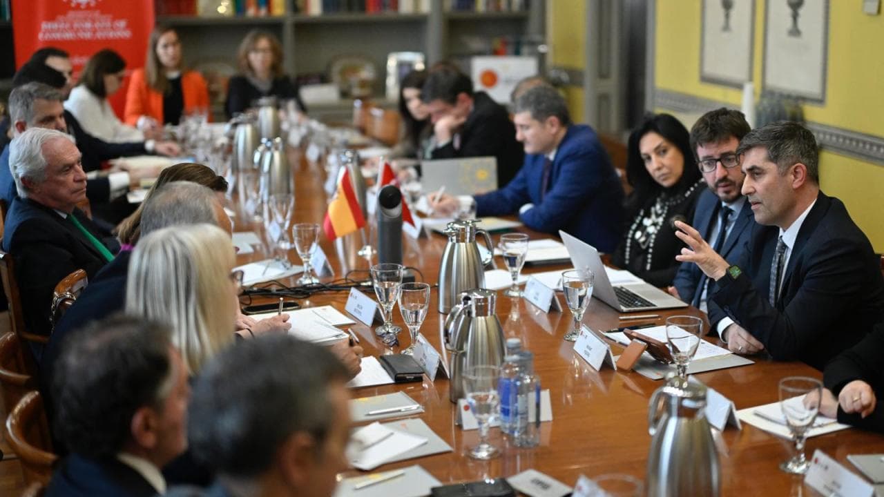 Madrid'de 'Belirsizliği Yönetmek, Dönüşümü Yönlendirmek: Dönüm Noktasında NATO' paneli düzenlendi